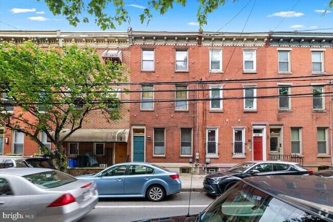 Building Photo - 2016 Bainbridge St Rental