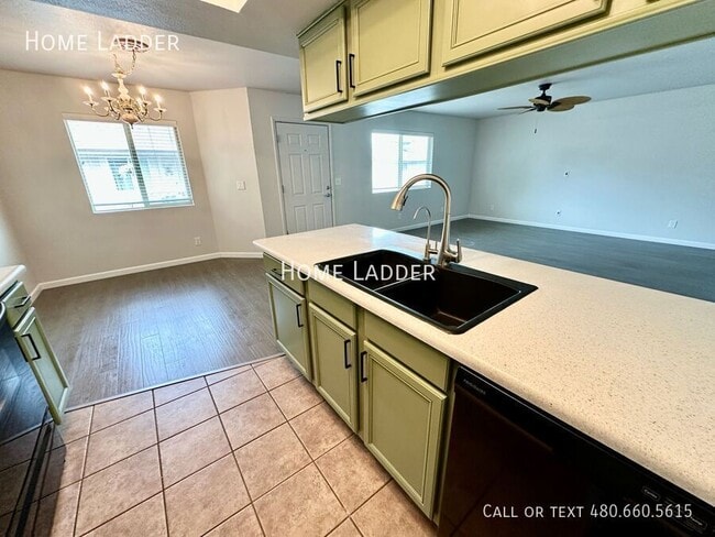 Photo - 1256 N 85th Pl