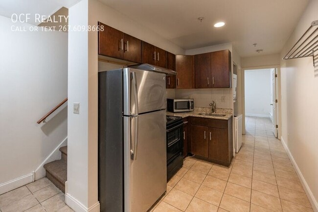 Building Photo - 1927 N 9th St Unit A