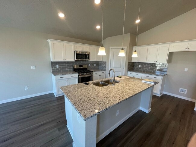 Photo - 4 bedroom 2 bath large loft area upstairs / All bedrooms downstairs