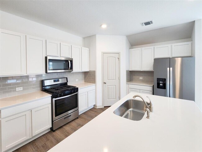 Photo - 205 Sweetwater Crk Ln Casa