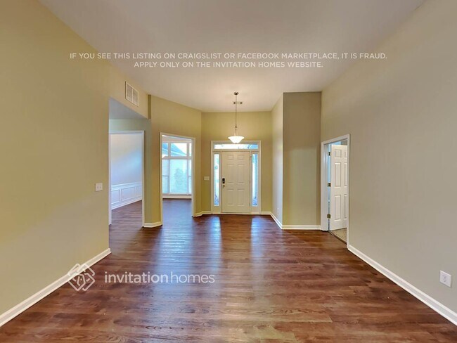 Photo - 2015 Henderson Way NW