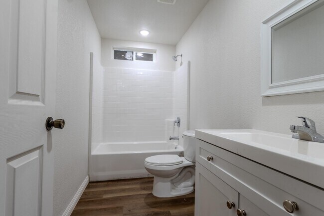 3232 Sanguinetti Ln
