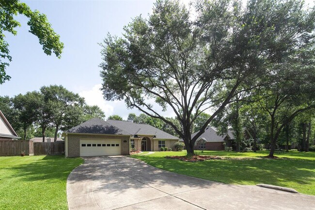 Building Photo - 2452 Ripplewood Dr Rental