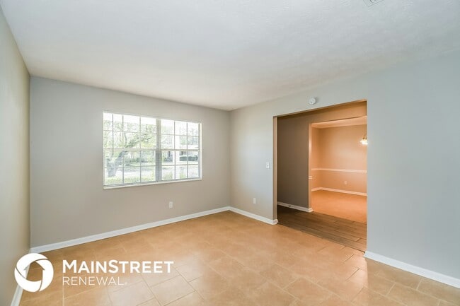 Photo - 1113 Grove Park Dr S House