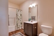 2BR, 2BA - 1,048SF