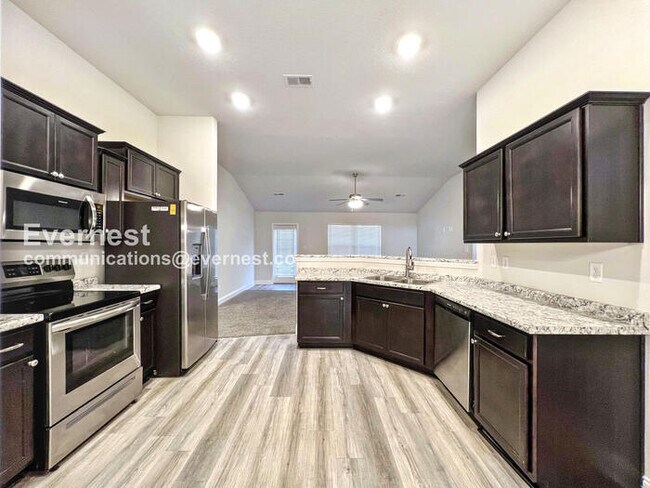 Photo - 5909 Kuykendall Dr