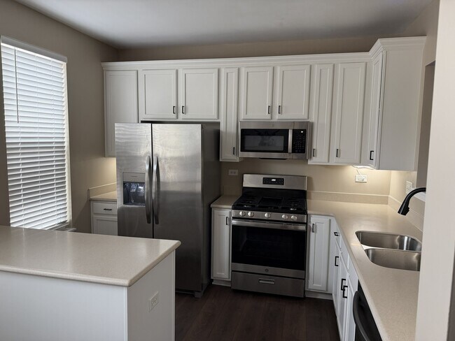 3401 Kentshire Cir