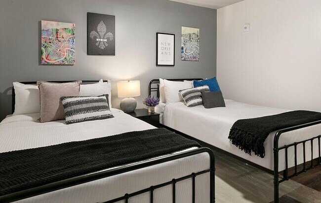 Photo - 611 Commerce St Unidad ID1267074P