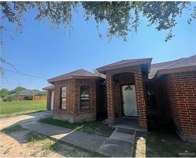 Photo - 22 El Paso Cir