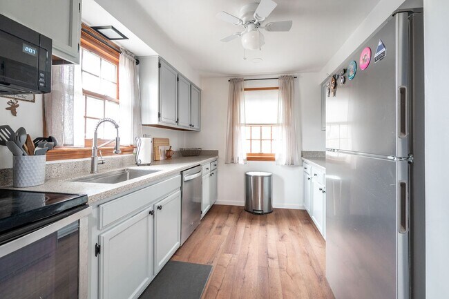 Photo - 86 Old Farms Ln Unidad 86