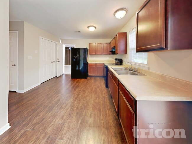 Photo - 1626 Stoney Creek Ln