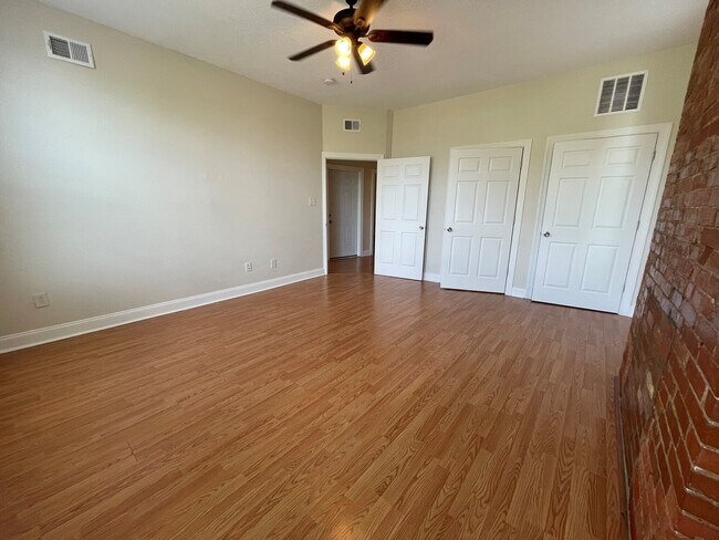 Photo - 6710 McPherson Blvd