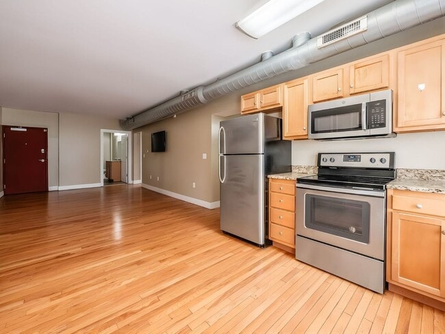 Photo - 1643 N Pearl St
