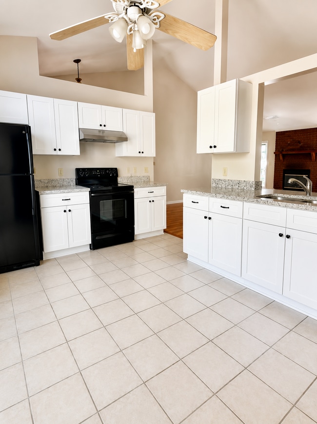 Photo - 1163 Green Hill Trce