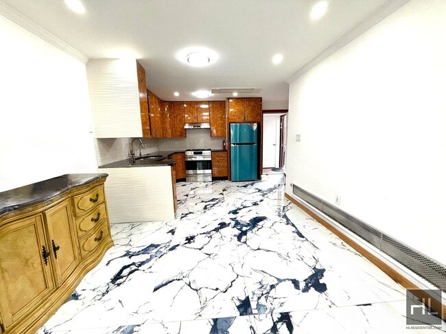 Photo - 63 AVENUE Unidad 1 L