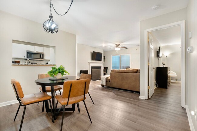 Photo - *PARK FLEX STAYS - FULLY FURNISHED* Welcome to your home base in South Durham!