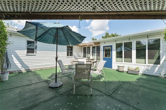 Photo - 1401 W Schwartz Blvd