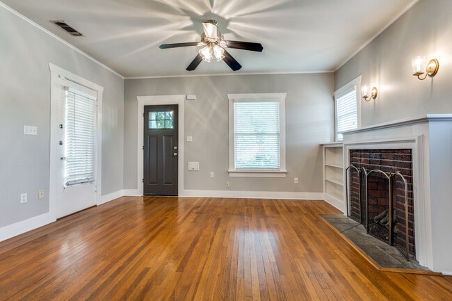 Photo - 3125 Lubbock Ave