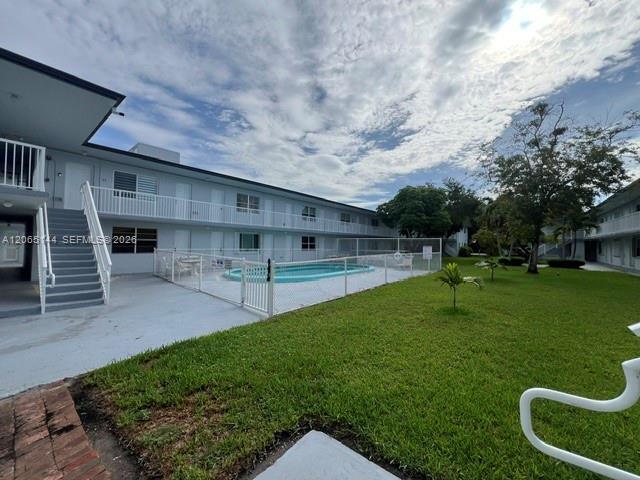 Building Photo - 4500 SW 67th Ave Unit 26