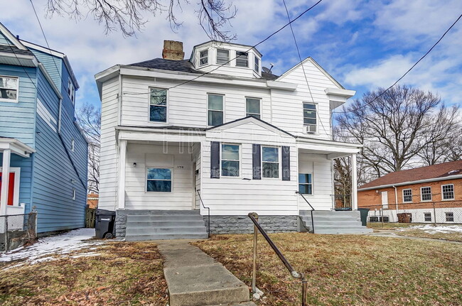 Photo - 1758 Brewster Ave