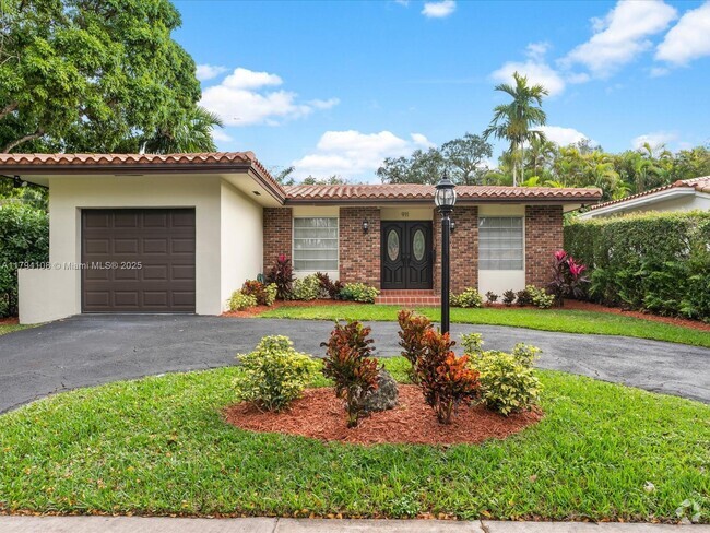 Building Photo - 911 Pizarro St Rental