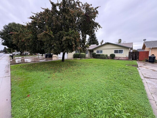 Photo - SW Visalia Home Available Now!