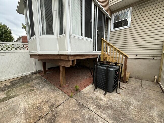 3 bedrooms 3 bathrooms