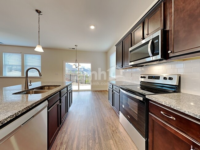 Photo - 1409 Ashlyn Ct