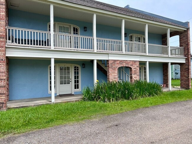 Photo - 107 Guillot Rd
