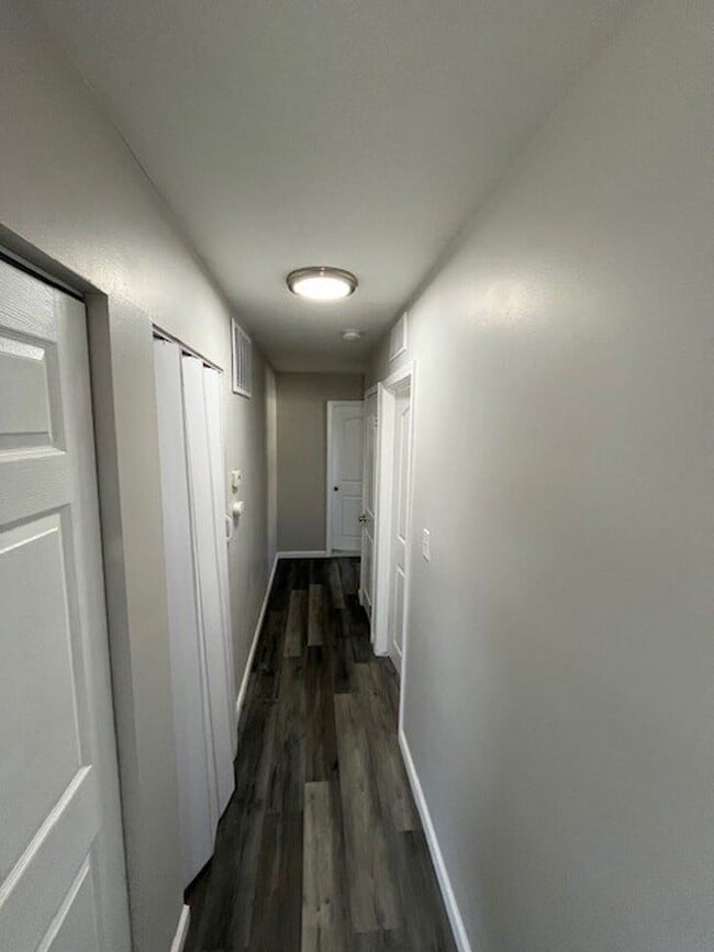 Photo - 67 Brooks St