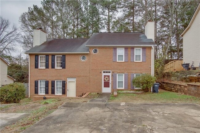 Building Photo - 760 Indian Lake Dr NW