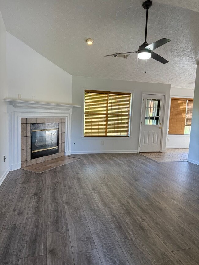 Photo - 3 Bedroom 2 Bathroom Ranch Home