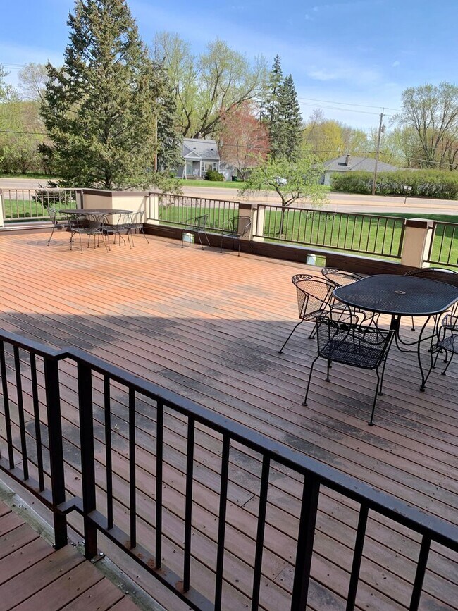 Chardon Court Apartments New Hope, MN