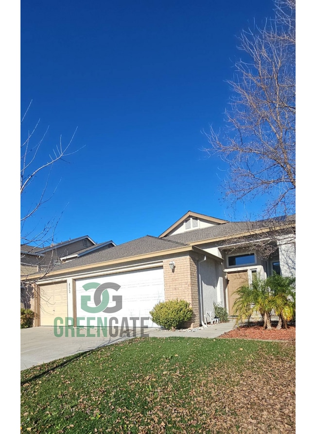 Photo - Available Now! 3 Bedroom 2 Bath Spacious Home in Tracy!!