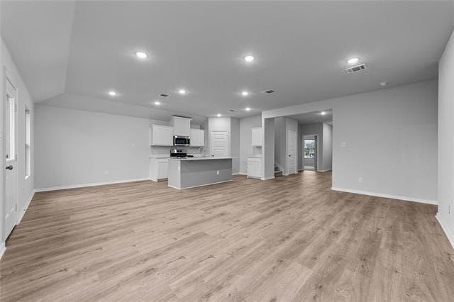 Building Photo - 533 Meadow Run Dr Rental