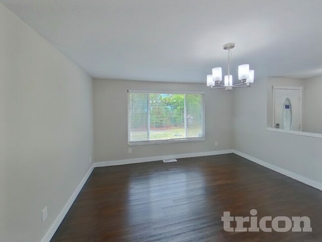 1457 NE 12th Ave
