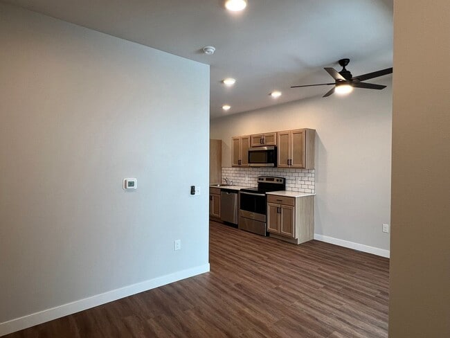SCS Wolf River Apartment Community