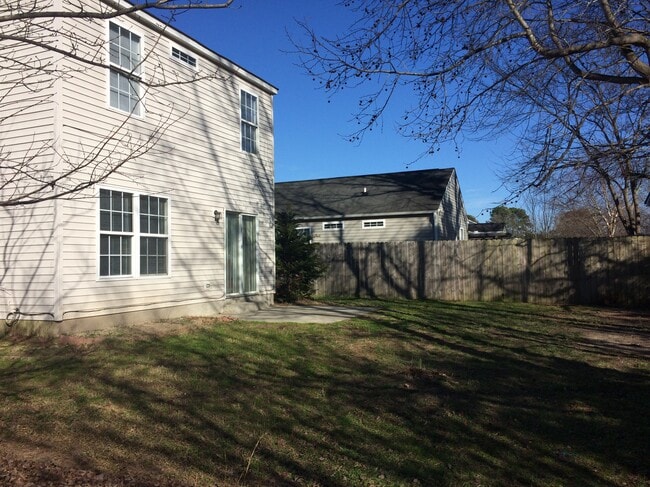 Photo - 2 Sparta Ln