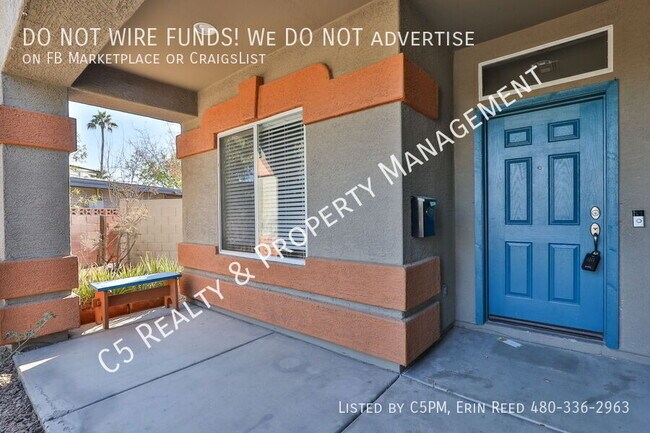 Photo - 3335 E Yucca St