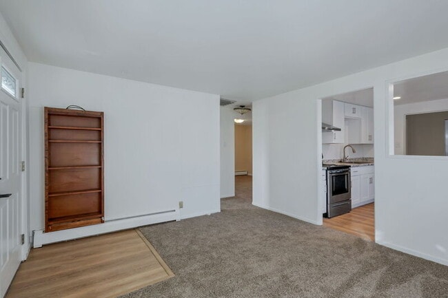 Photo - 6855 Reno Dr