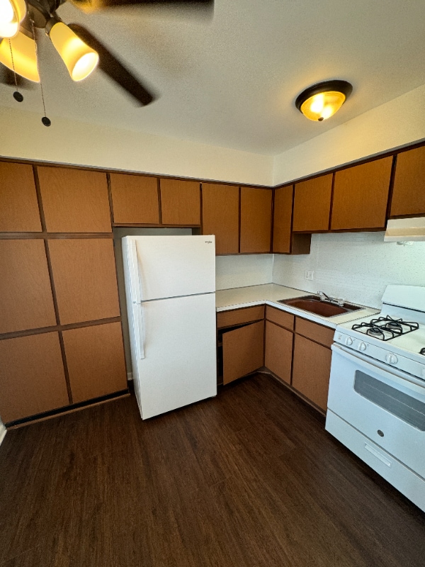 Photo - 1236 Holmes Rd Unit 5