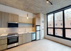 Building Photo - 809 N Wells St Rental