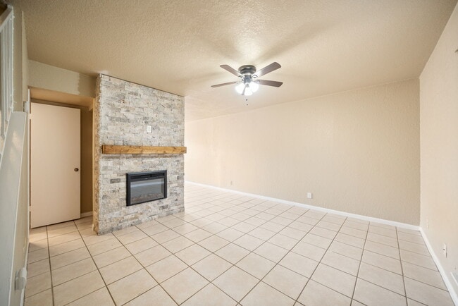 Photo - 6427 Wurzbach Rd