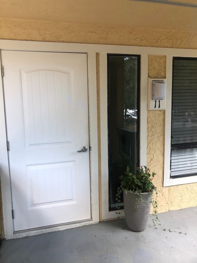 Photo - Waterfront Studio in Niceville!