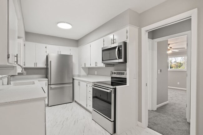 Photo - 1222-1224 S 118th St Unidad 1222