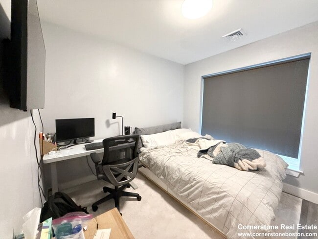 Photo - South Boston 2 Bed / 2 Bath – W/D in Unit – Garage Parking – Roof Deck – 9/1