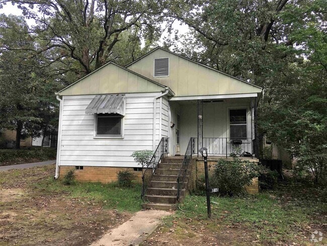 Building Photo - 1601 S Pierce St Rental