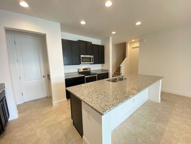 Photo - $200 off 1st mo rent! Hanover Lakes-4957 O...