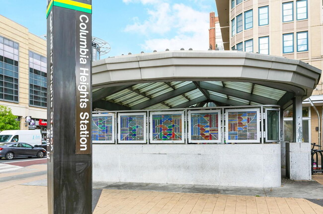 Photo - 1450 Harvard St NW Unidad B